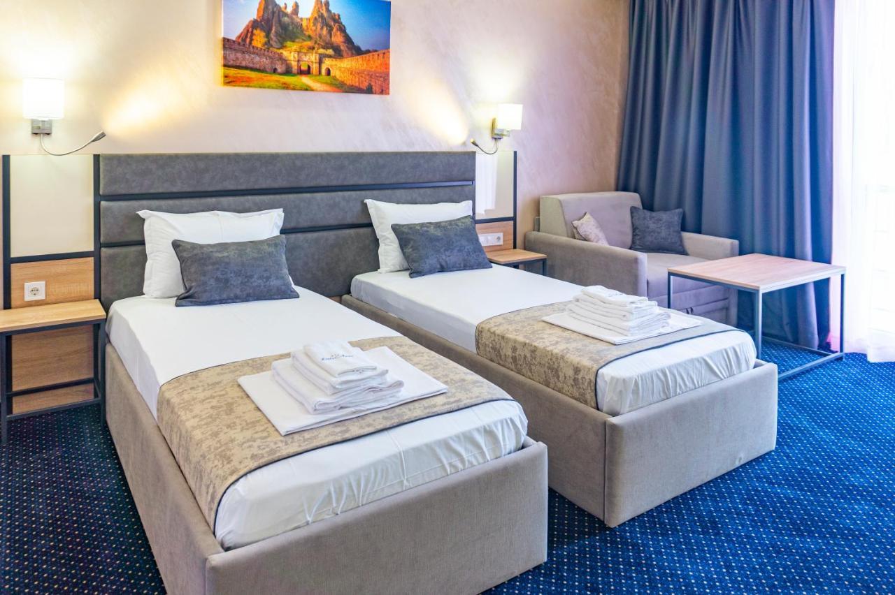 Хотел Ариел / Hotel Ariel Mizara Extérieur photo